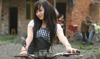 罗震环客串爱情公寓 罗震环客串爱情公寓